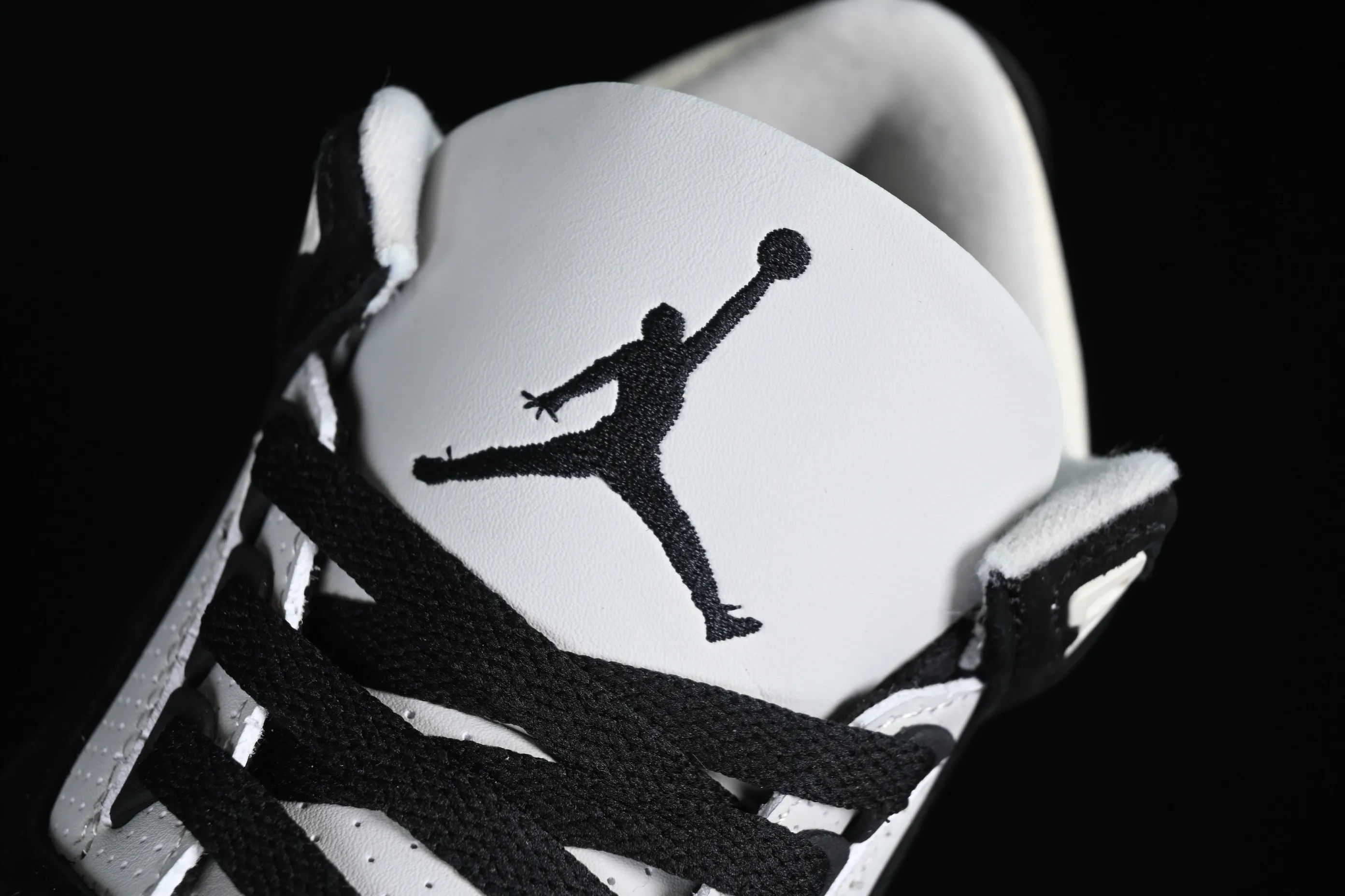 All categories Air Jordan Jordan series basketball shoes Air Jordan 3 Air Jordan 3 Retro "Off Noir" AJ3 Joe 3 old black cement CK9246-001